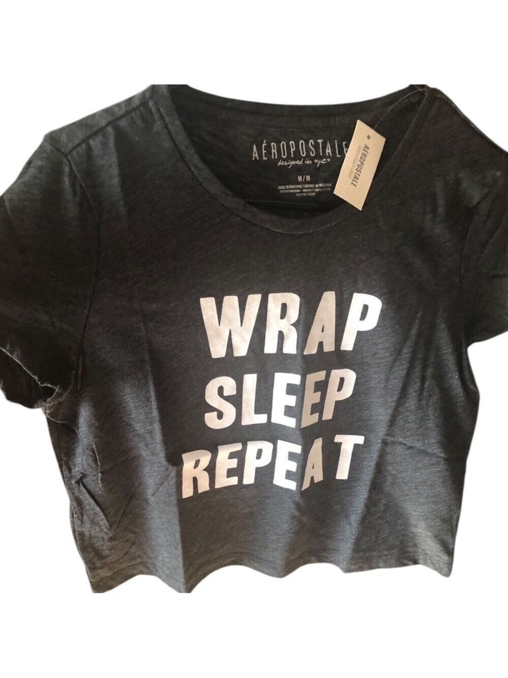 Aeropostale “Wrap Sleep Repeat” Graphic Cropped Tee Shirt Size M Charcoal